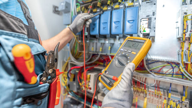 Best Licensed Electrician  in Westlake, OH